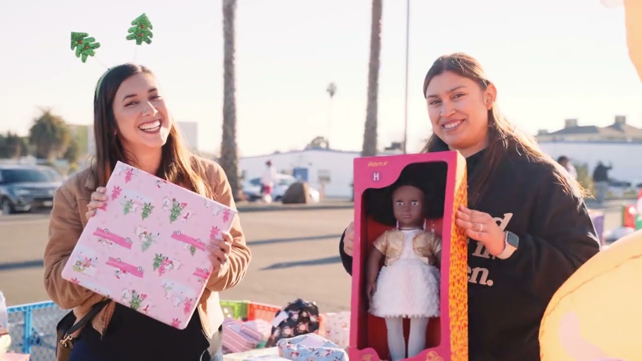 THE BIGGEST CHRISTMAS PARTY IN OAKLAND!